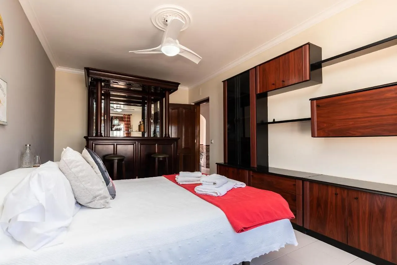 Alojamento de Acomodação e Pequeno-almoço Varandas Rooms Tavira