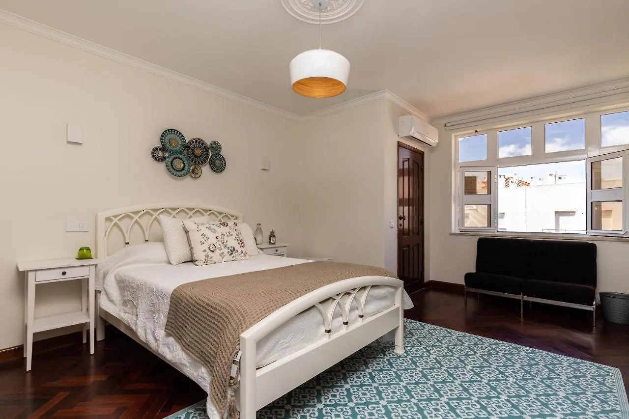 Alojamento de Acomodação e Pequeno-almoço Varandas Rooms Tavira Portugal